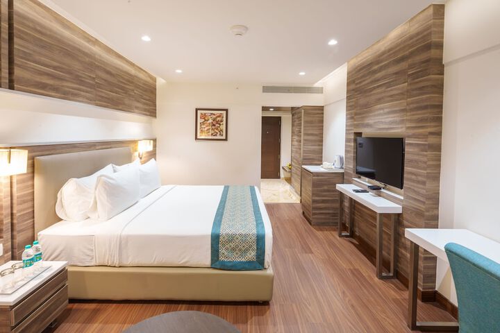 Room 15 of 60