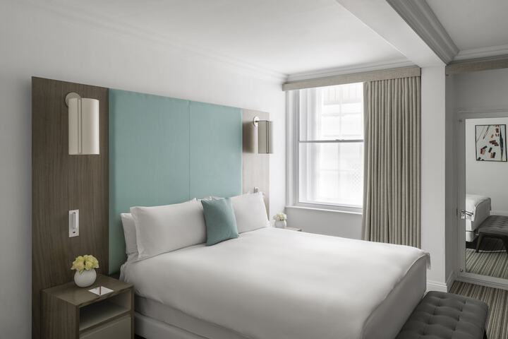 Room 46 of 250