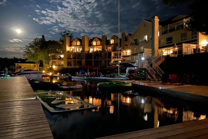 Muskoka Lakes Hotel and Resorts