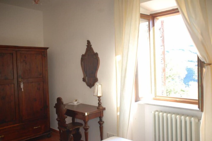 Room 37 of 55