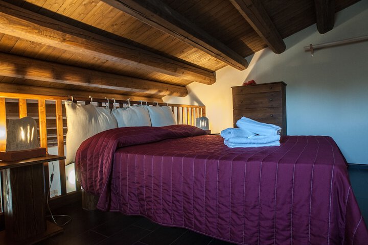Room 5 of 36