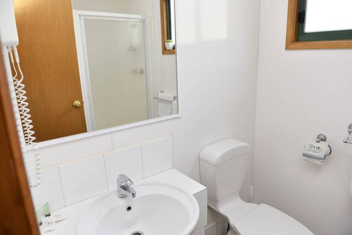 Room 170 of 324