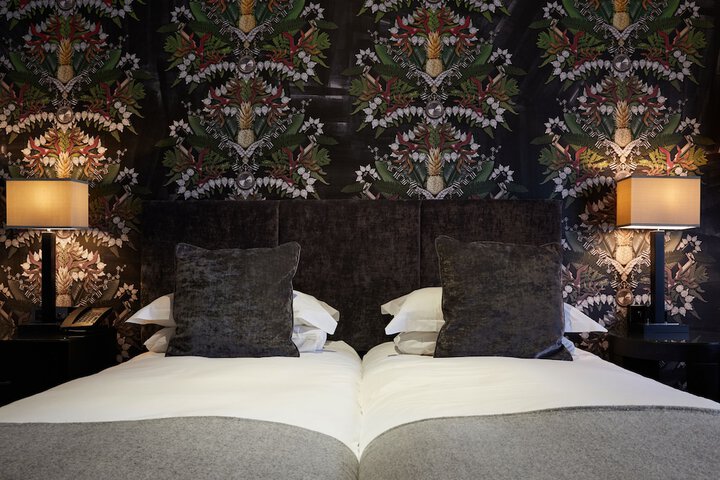 Room 28 of 85