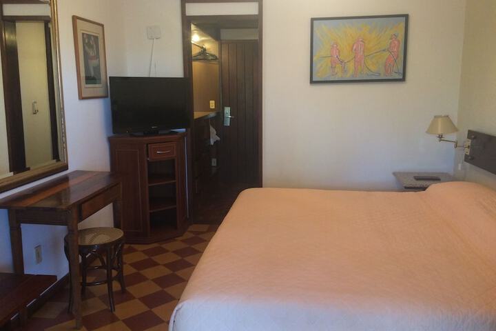 Room 5 of 44
