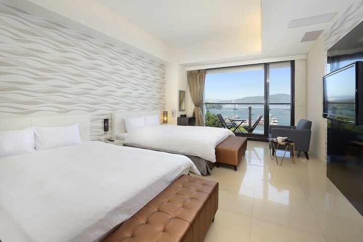 Room 15 of 54