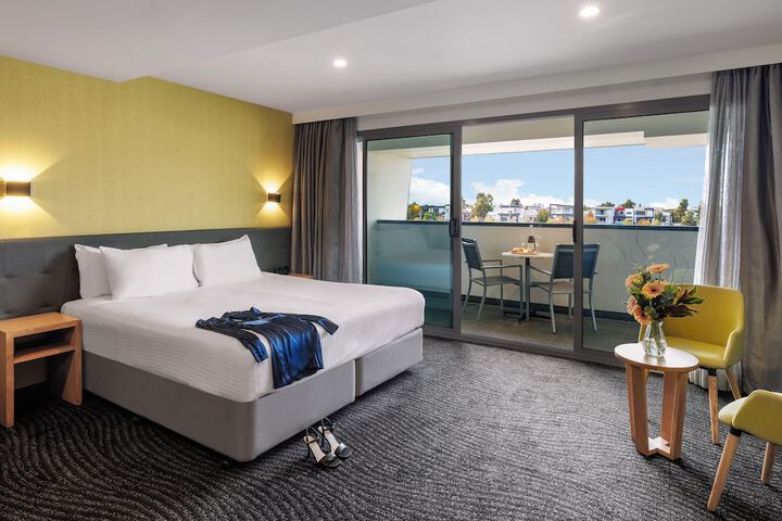 Room 33 of 201