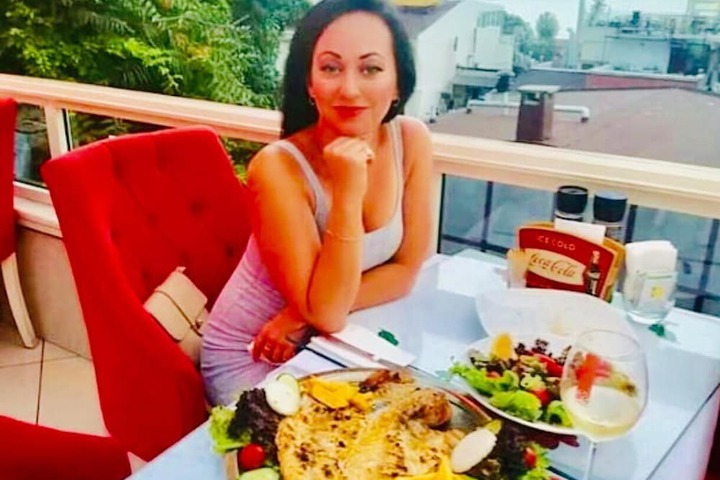 Dining 51 of 65