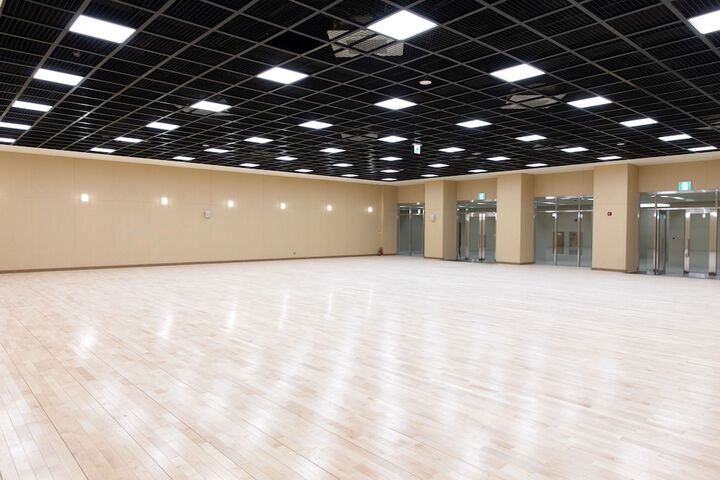 Reception hall
