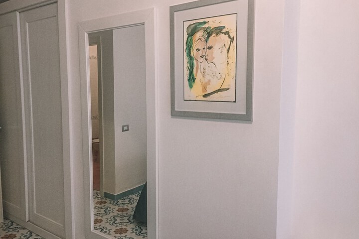 Room 14 of 71