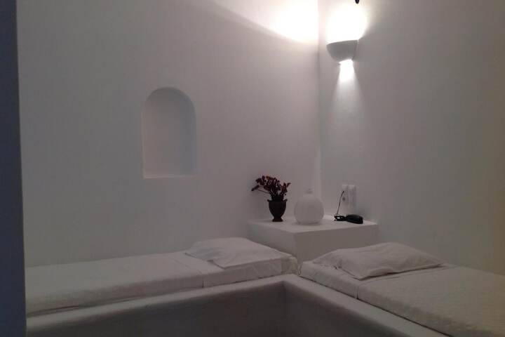 Room 16 of 47