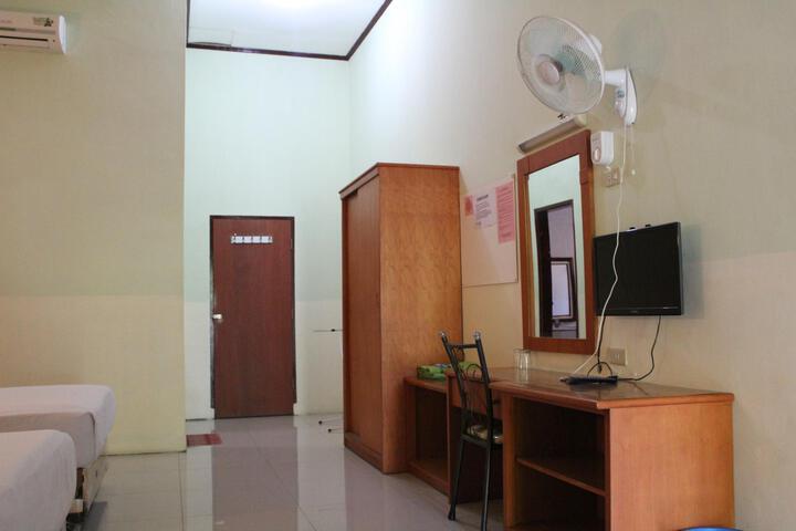 Nanda Inn