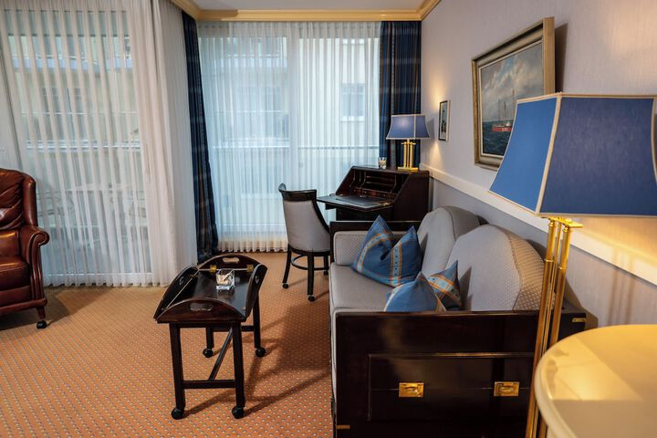 Room 31 of 122