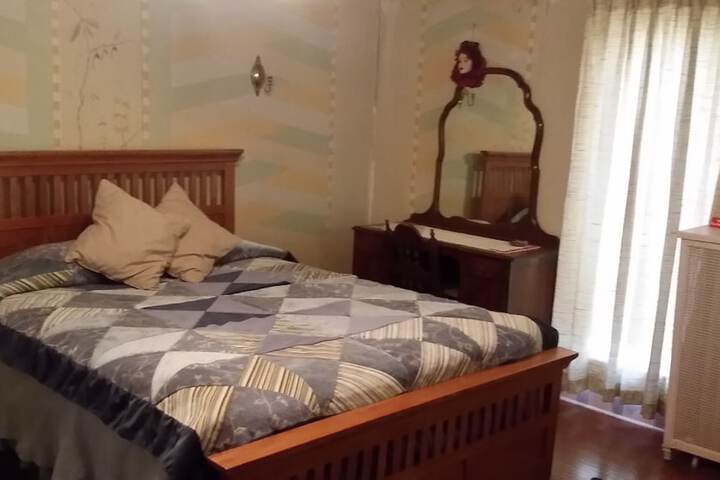 Room 28 of 59