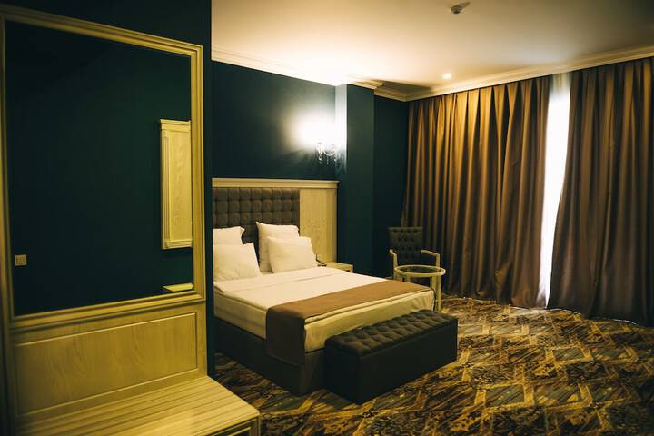 Room 16 of 41