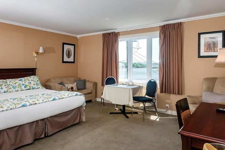 Room 12 of 49