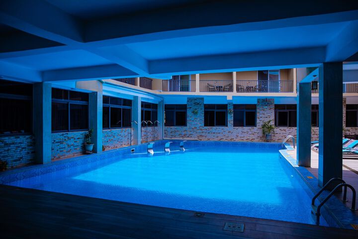 Pool 49 of 76