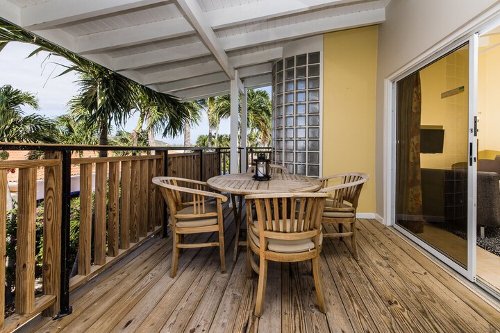 Terrace/Patio 42 of 114