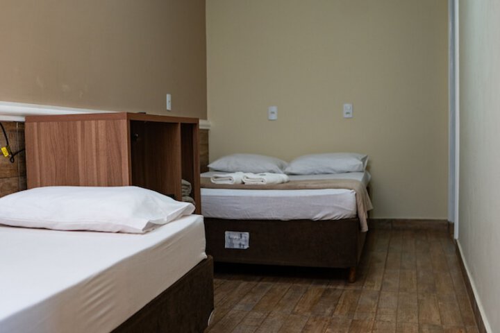 Room 15 of 50