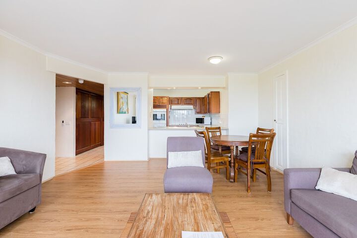 Room 9 of 22