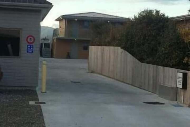 Property Grounds 40 of 47