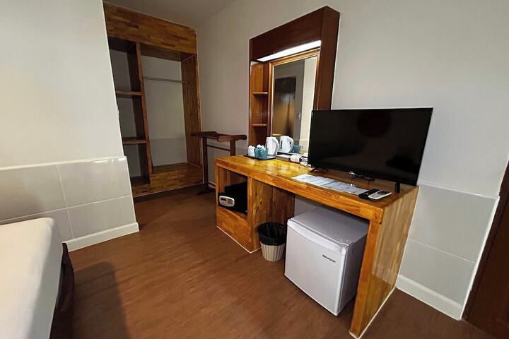 Room 17 of 45