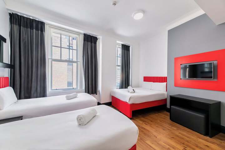 Room 36 of 100