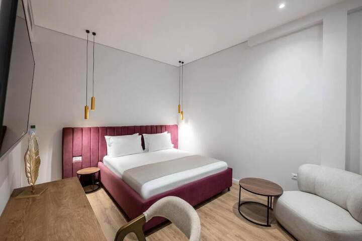 Room 27 of 189