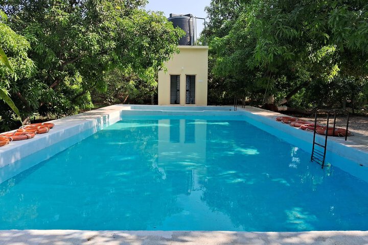 Pool 23 of 52