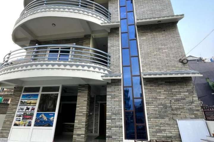 Hotel Pokhara Suites