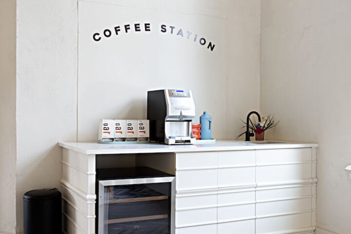 Coffee service