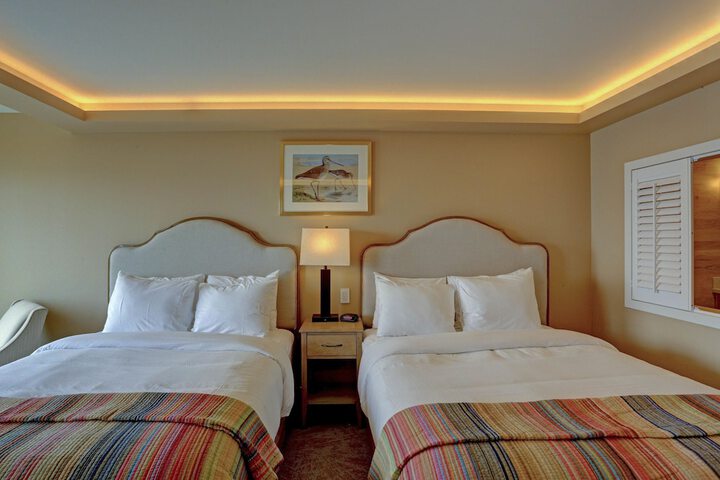 Room 15 of 184