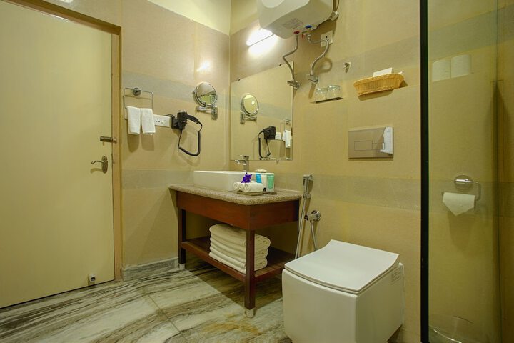 Room 21 of 26
