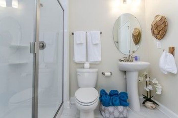 Room 2 of 27