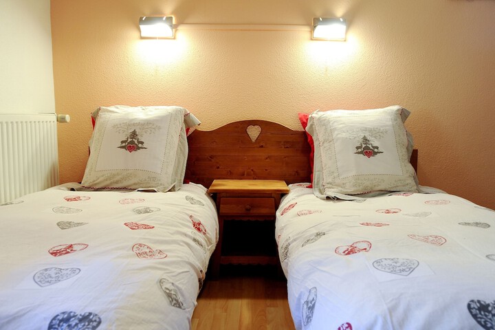 Room 4 of 22