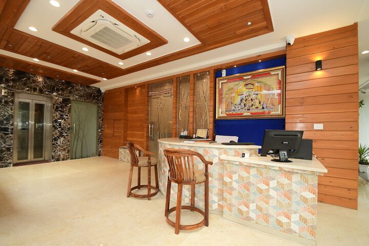 Hotel Interior 4 of 35