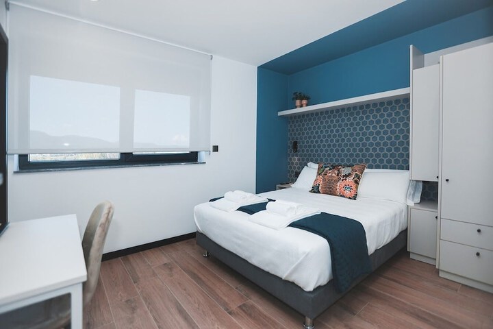 Room 17 of 53