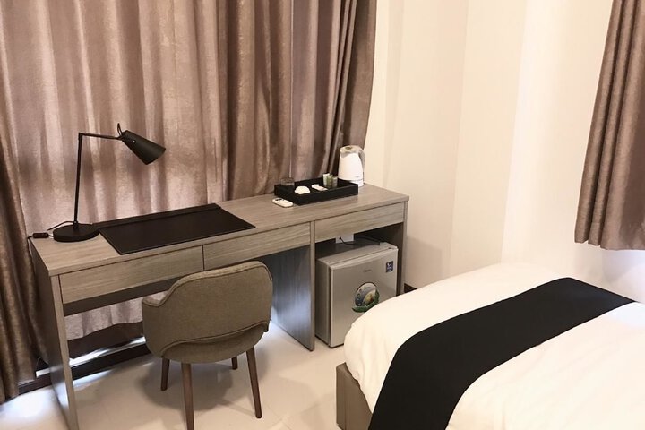 Room 4 of 26