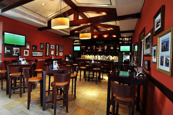 Sports bar