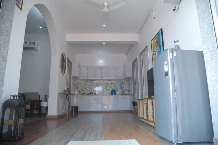 Room 50 of 97
