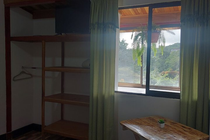 Room 9 of 65