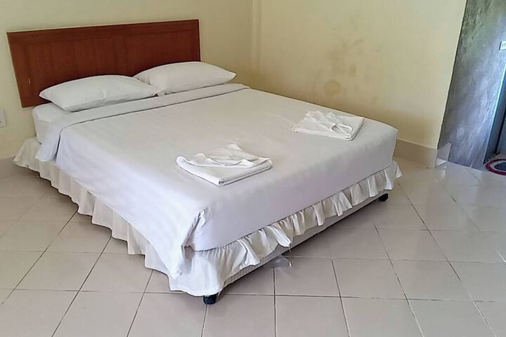 Room 12 of 41