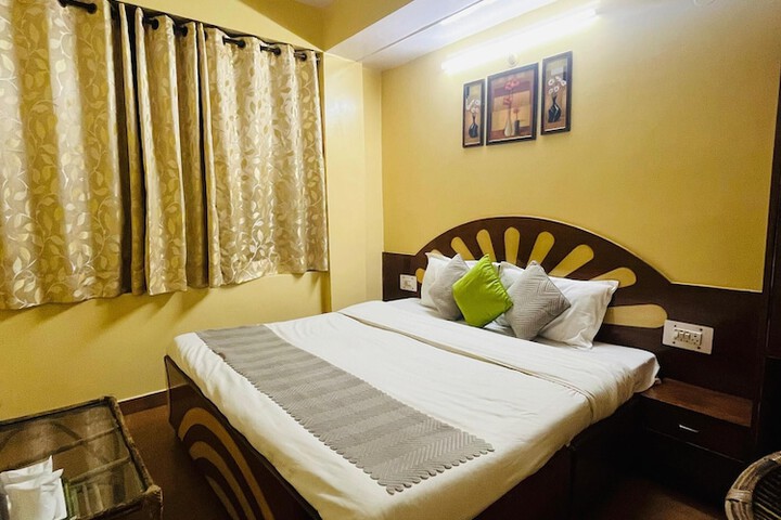 Room 3 of 6