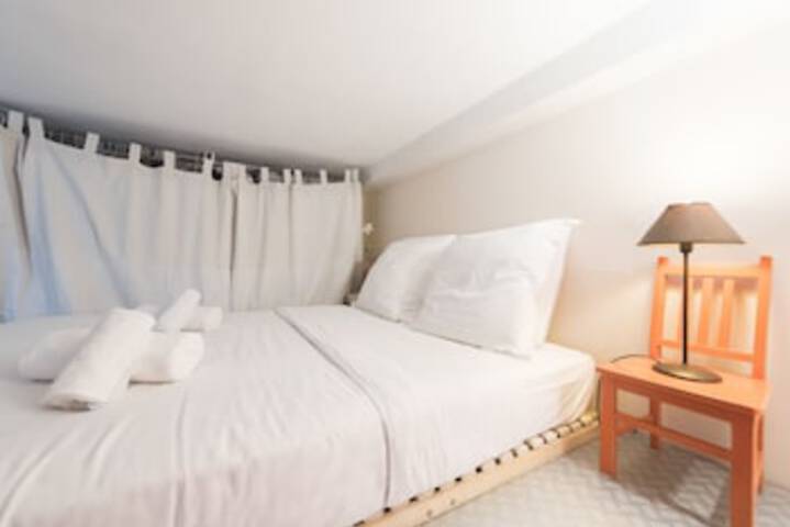 Room 14 of 14