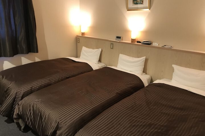 Room 9 of 45