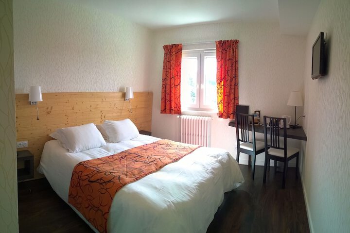 Room 8 of 29