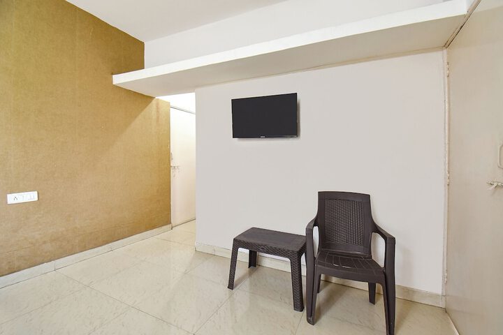 Room 10 of 24