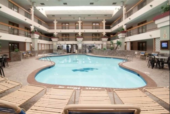 Hotel 65 of 66
