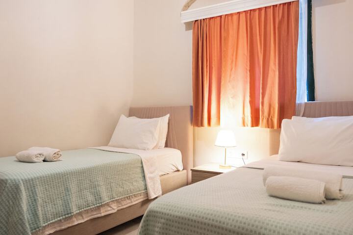 Room 10 of 57