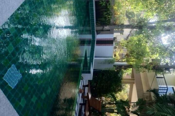 Pool Hotel