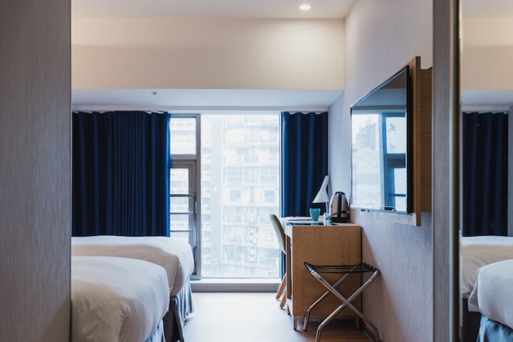 Room 26 of 89